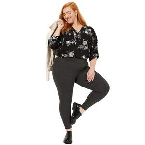 STUDIO BY TORRID Women's Pixie Luxe Ponte Skinny Pant. Plus Size 3R